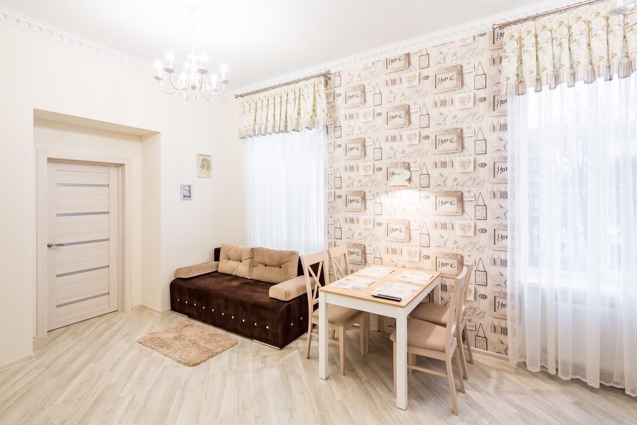 Leogrand Vip Apartments On Udatnogo 4 Львов Экстерьер фото